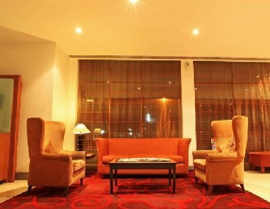 Hotel Woodland Пуна Экстерьер фото